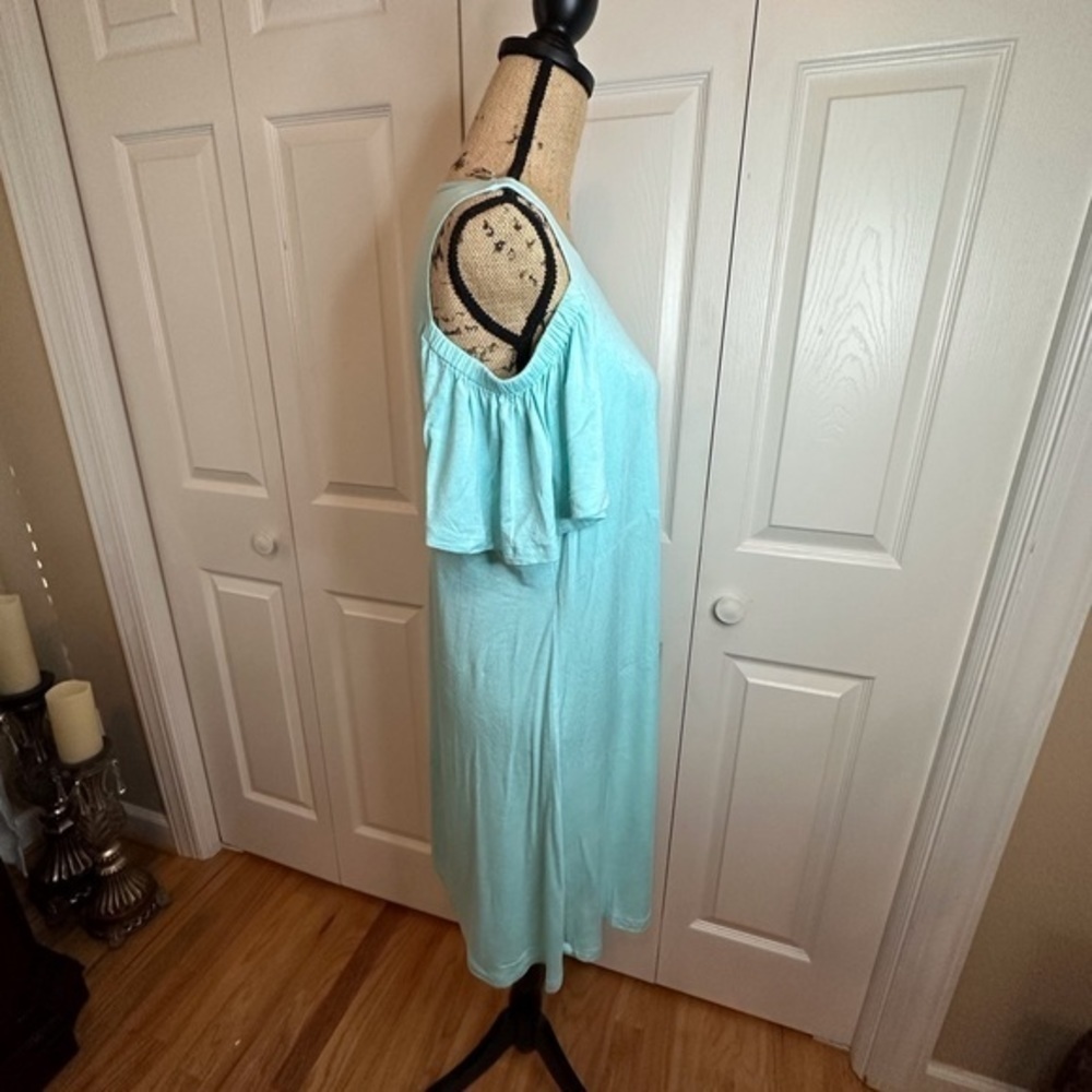 Medium off the shoulder Simply Southern Dress - Picture 5 of 10